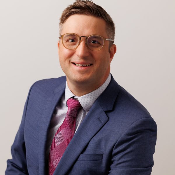 Tomasz Wiraszka, MD - Headshot